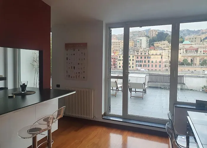 Penthouse In Porto Antico Of 아파트 *