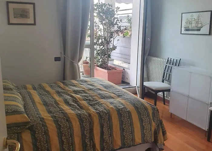 아파트 Penthouse In Porto Antico Of *